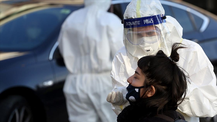 Sve veći broj zaraženih, WHO poziva na vakcinaciju trećom dozom
